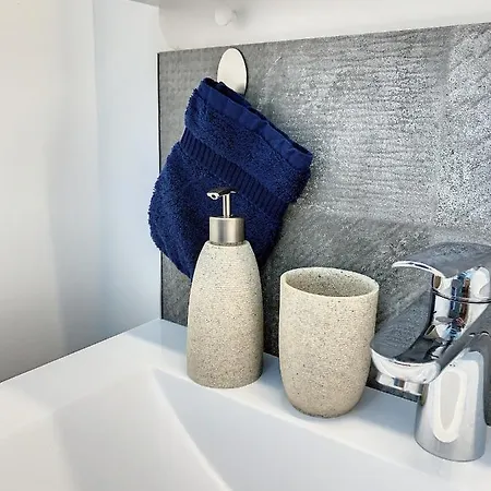 Escapade - Sdb Wc Privatif - Entree Autonome - Grande Tv Netflix Gæstehus