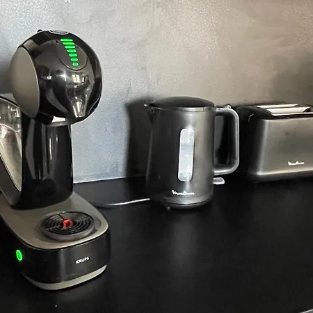 Escapade - Sdb Wc Privatif - Entrée Autonome - Grande Tv Netflix Compiègne