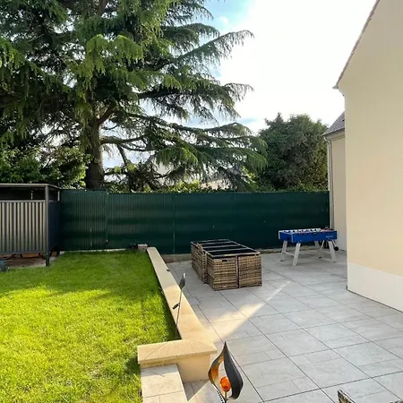 Escapade - Sdb Wc Privatif - Entrée Autonome - Grande Tv Netflix 3*